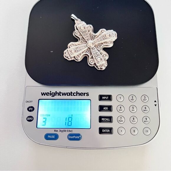 1972 Reed & Barton Sterling Silver Christmas Cross - Picture 13 of 15